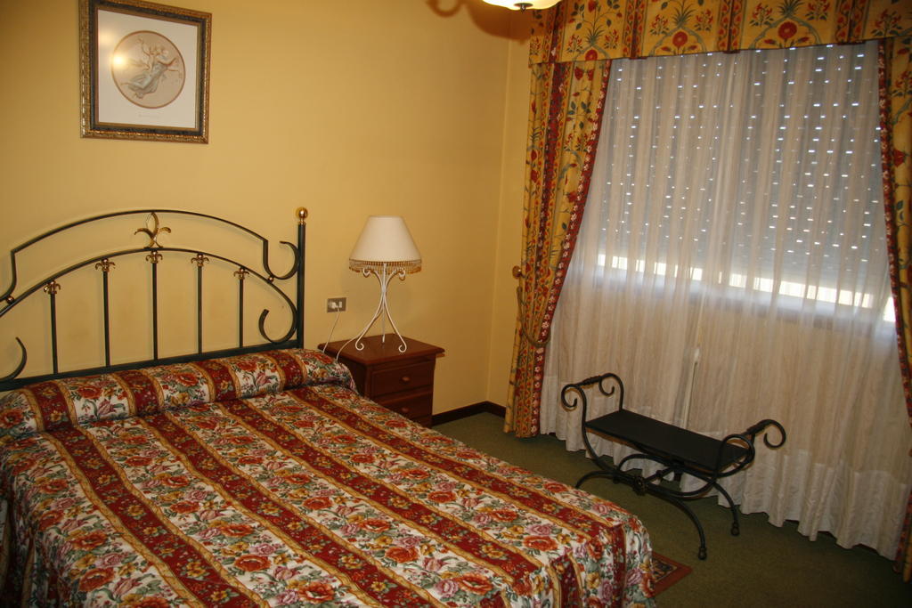 Hotel San Rosendo Ourense Camera foto